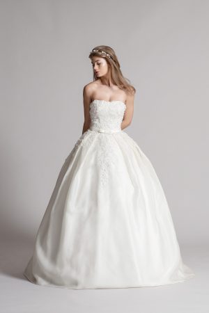 Rochie mireasa Flora