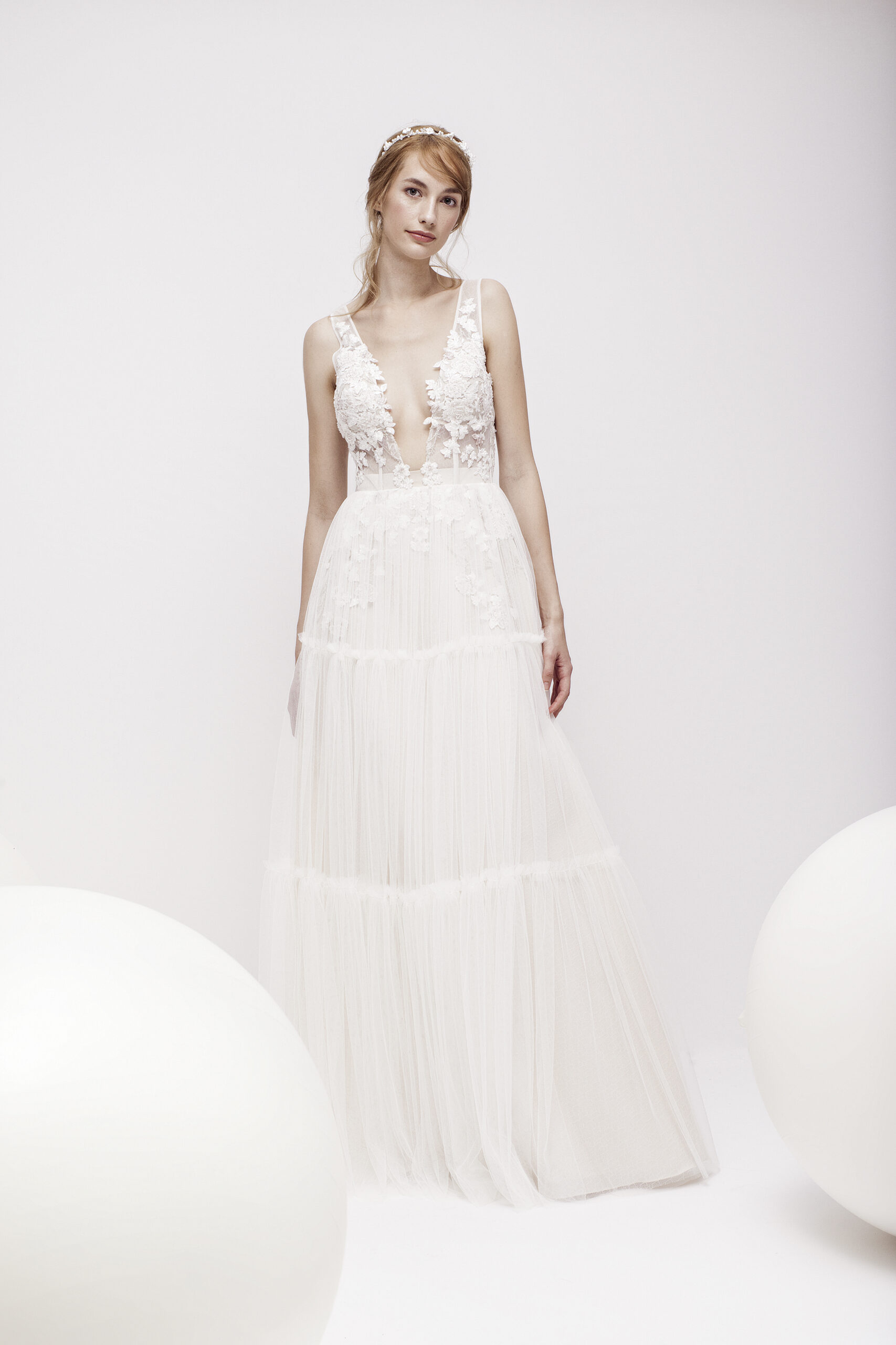 Rochie mireasa Nebula