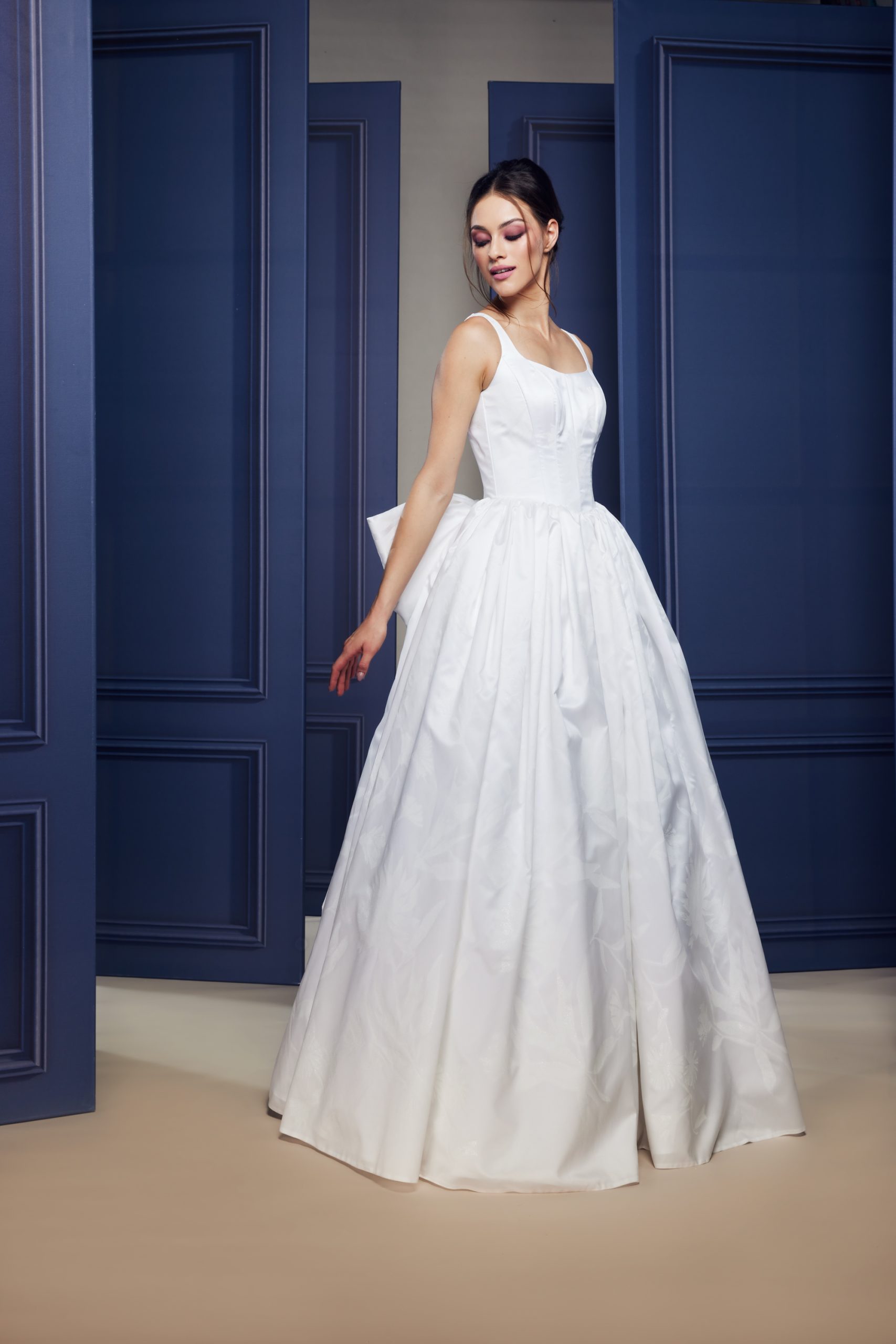 Rochie mireasa Royal Grace - Image 2